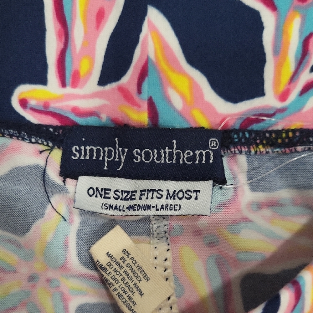 Simply Southern Leggings with Starfish Design - Picture 2 of 5
